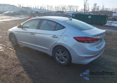 2017 Hyundai Elantra Se z USA, uszkodzony, nr VIN 5NPD84LFXHH142033